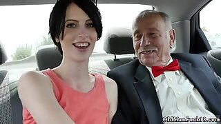 Japon papa et bouffer le cul cul frannkie se dirige vers l'autoroute hersey